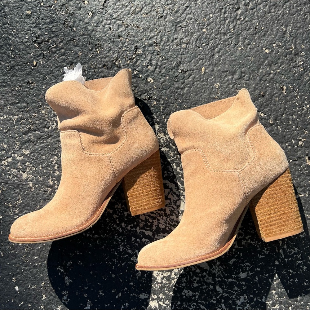 Splendid Murrietta Ankle Tan Suede Ankle Boots - Size 7